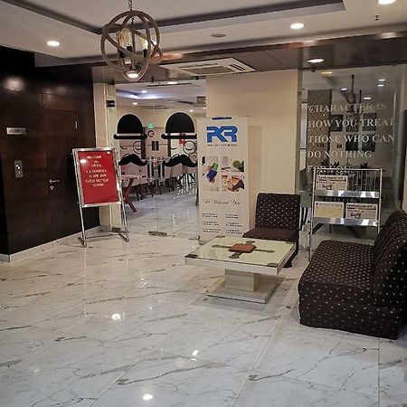 Hotel Pk Residency Noida Eksteriør billede