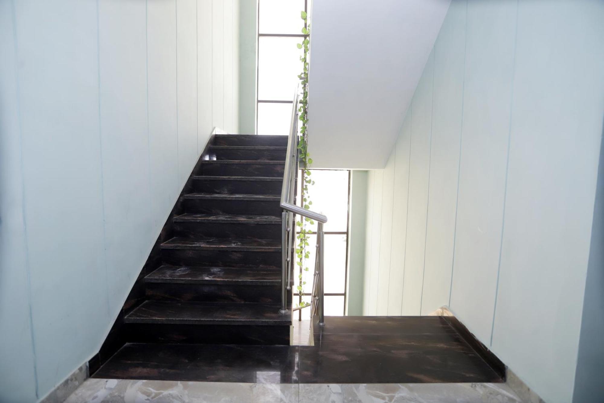 Hotel Pk Residency Noida Eksteriør billede