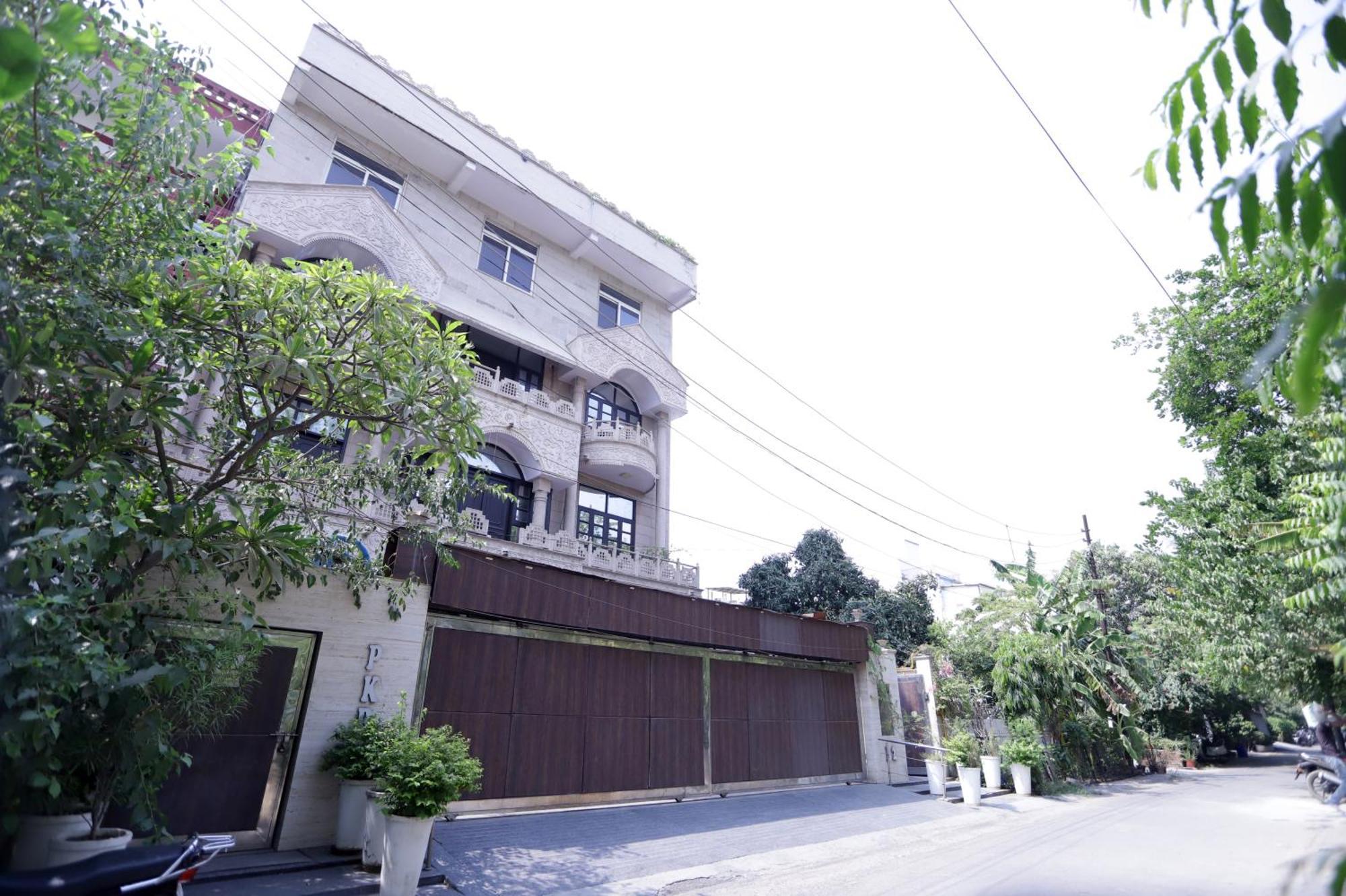 Hotel Pk Residency Noida Eksteriør billede