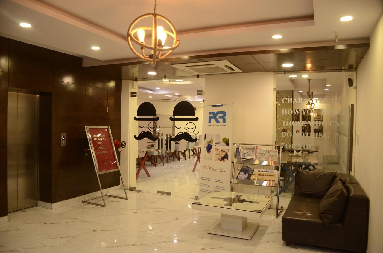 Hotel Pk Residency Noida Eksteriør billede