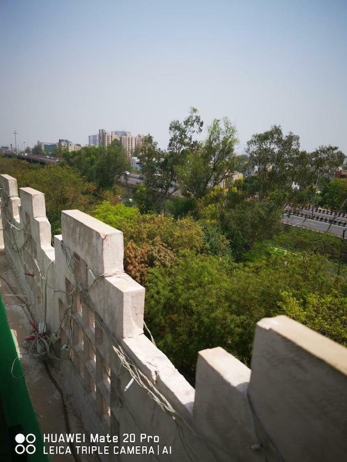 Hotel Pk Residency Noida Eksteriør billede