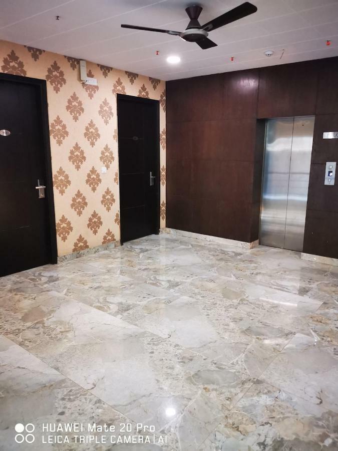 Hotel Pk Residency Noida Eksteriør billede