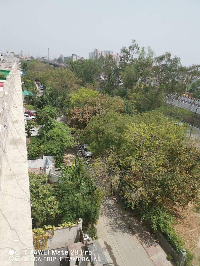 Hotel Pk Residency Noida Eksteriør billede